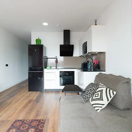 Sg Harbor Lights Canteras - Parking Incluido *